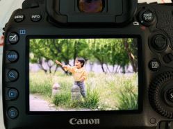 -童恩贝贝专业儿童摄影(浐灞新城4期店)