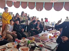 -荣誉国际酒店-云顶旋转餐厅