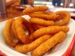 洋葱圈-Tubestation站点比萨(新世界大望路店)