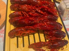 -肥肥虾庄·金牌油焖大虾(杨园滨江时代walk店)