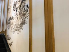 -兔行天下-鸿鹤鲜锅兔(中海国际店)