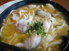 -鑫花溪牛肉米粉(文星广场店)