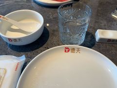 -德天肥牛海鲜火锅(城西银泰店)