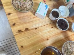 -正宗杨记普洱酸醋米线(总店)
