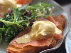 -ROAST coffee & eatery