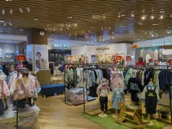 -孩子王(建邺金鹰世界店)