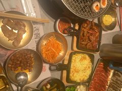 -草家酱蟹炭火烤肉店(珲春南路一店)
