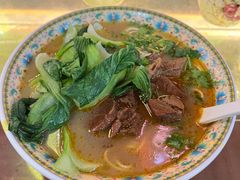 -金杨拉面王小吃面馆·牛三宝面·红烧牛肉粉