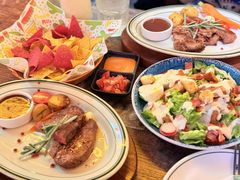 -Famous肥猫墨西哥音乐餐吧(五棵松华熙LIVE店)