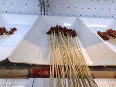 -马路边边串串香(延庆环球新意广场店)