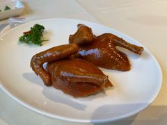 烤乳鸽-利苑酒家(金宝店)