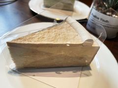 -Fridi Patisserie Cafe