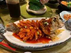-吴越荣记苏州菜·松鼠桂鱼100%活鱼现做(斜塘老街店)