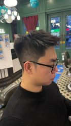 -海文先生国潮烫染男士理发馆