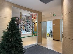 -瑞尔齿科(上海长风大悦城店)