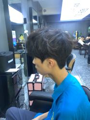 -藤野造型专业烫染接发