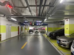 -阳光天地停车场(唐镇店)