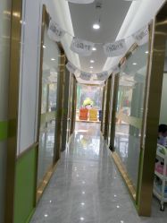 -苗医生专业祛痘·皮肤管理