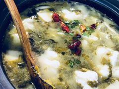 -周鱼小馆石锅酸菜鱼(活力汇店)