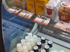 -喜莲娜动物奶油生日蛋糕(黄村店)