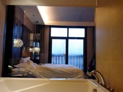 android_upload_pic-杭州西湖桔子水晶酒店