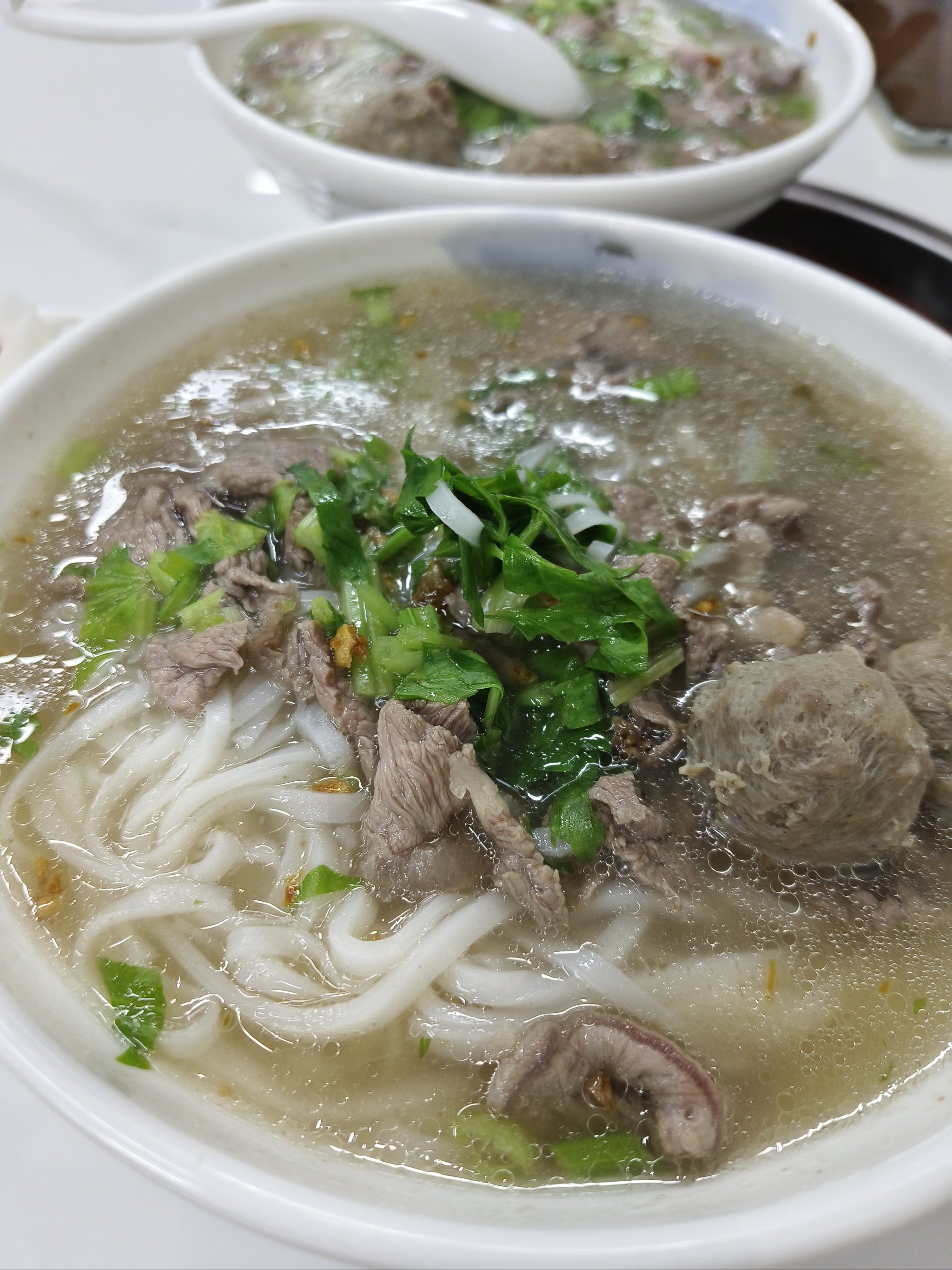 在体育西!超正宗潮汕牛肉粿条汤只要十几块钱