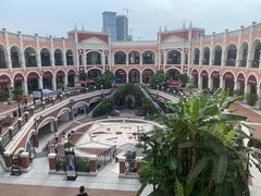 -佛罗伦萨小镇广佛名品奥特莱斯(疏港路店)