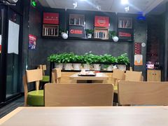大堂-吉胜克·汉堡炸鸡(南开三马路店)