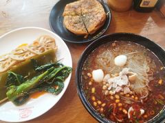 -青石桥老瓦房肥肠粉总店(青石桥总店)