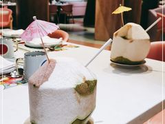 -水桶王国主题餐厅·聚会·生日派对·亲子活动·家庭套餐(亚龙湾希尔顿店)