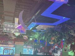 -路边边地标烧烤·川菜·小龙虾·音乐酒馆(良乡长虹店)