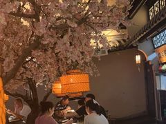 -桂满隴·站立的杭州(无锡八佰伴店)