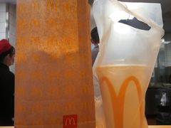 -麦当劳(展览路店)