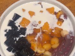 -三花奶奶的甜品(百联嘉定购物中心店)