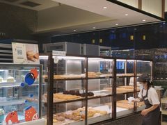 面包甜点陈列柜-奈雪的茶(永嘉天地东百城店)