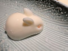 椰汁玉兔糕-侨美食家·粤菜(体育西路店)