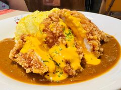 吃鸡奶酪鸡排蛋包咖哩饭-白熊咖哩(新世界城店)