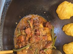 -哈尔滨烧烤·山河村铁锅炖(交大店)