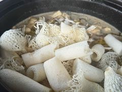 -菌海森林·非遗野生菌火锅(西山区滇池路摩根道店)