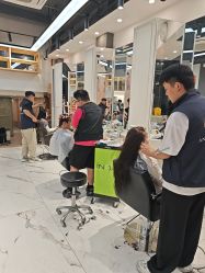 -EMILY 艾米莉 烫染沙龙