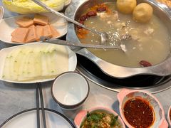 -光头药膳鸡(莱茵小镇店)