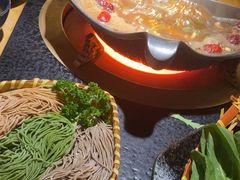 -湊湊火锅·茶憩(上海合生汇店)