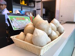 -椰小咖(亚龙湾东榕美食广场店)