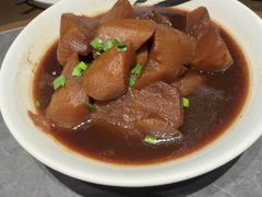 -吴越荣记苏州菜·松鼠桂鱼100%活鱼现做(斜塘老街店)