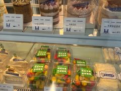 -禾沐·轻食·面包·咖啡