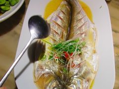 -吴越荣记苏州菜·松鼠桂鱼 100% 活鱼现做(月光码头店)
