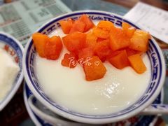 -赵记传承特色牛奶甜品(泉城广场店)