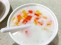 什锦果冻西米露-芬芳甜品(同福路店)