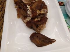 -老季市·三代非遗传承·地标美食老汁鸡(工农路店)