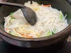 -灵芝妹子海鲜米线(瓦房店新玛特店)